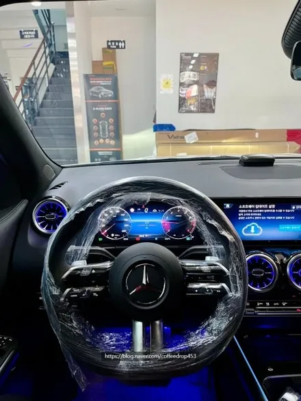 벤츠 GLA 세로 그릴 + HUD 작업 - AMG 감성과 실내 완성도를 동시에 / 부산 남구