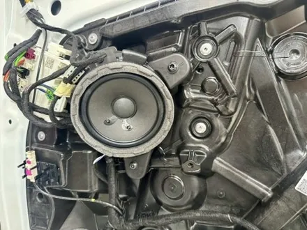 벤츠 E200 스피커 교체 - 포칼 ES100 KE, 포칼 ISUB MBZ2 LHD V2 , 데고 마스터 센터 스피커 , 매치 UP6 앰프장착 후기 / 부산 남구