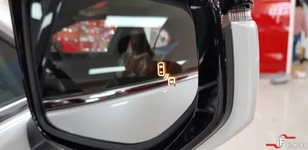 렉서스 UX200h BSA (측후방 감지기) 장착했어요. 부산 수입차 옵션 개조 전문 [인터페이스] / 부산 남구