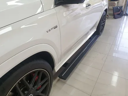 벤츠 gle63amg 쿠페 이런 옵션도 있다니!!! (전동사이드스텝 편) / 부산 남구