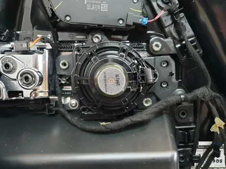 벤츠 g63amg 지바겐 카오디오 튜닝 전동사이드스텝 네비게이션 송풍구엠비언트라이트 옵션왕!!! / 부산 남구