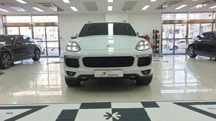 포르쉐 카이엔 어라운드 뷰,BSA 측후방 감지센서, 와이드미러, 5인치 모니터 장착 수입차 옵션 개조, 레트로핏 전문 [인터페이스] / 부산 남구