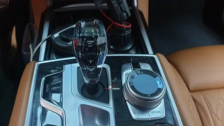 BMW740i 반짝 반짝 크리스탈 파츠 기어봉 iDrive 스타트버튼, 품격이 남다른 아이템 / 부산 남구