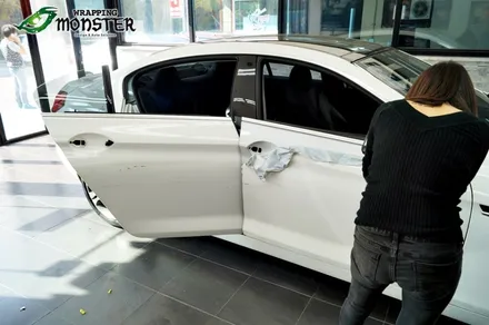 전체랩핑 후 사고가 난다면?부분적으로 재시공하세요~! BMW 640d 유광화이트 부분랩핑&전체 클렌징~ / 청주 내덕동