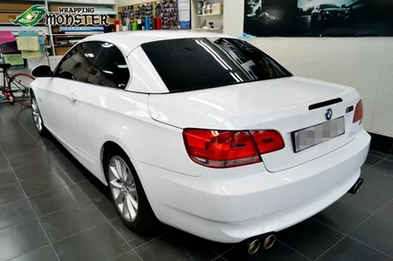 헌옷을 벗고 새옷을 입다~BMW 328i 컨버터블 유광화이트 전체랩핑 시공~ / 청주 내덕동
