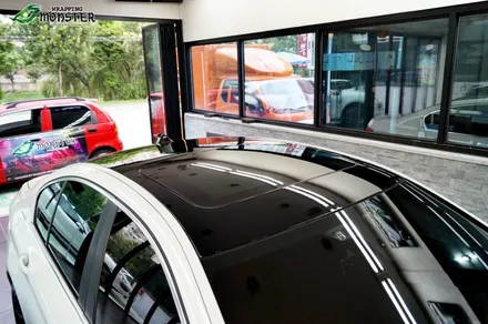 루프스킨은 역시 고선명 유광필름 탑폴리에만한게 없네요~BMW 520d 탑폴리에 루프스킨 시공~ / 청주 내덕동