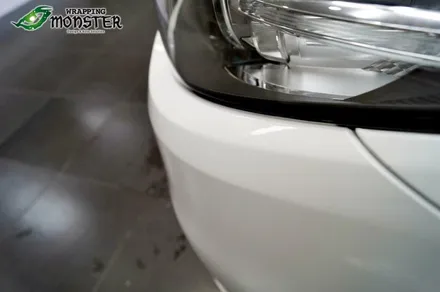 차가 긁혔는데..도장은 멀쩡하네요?BMW 520d 몬스터가드 저황변PPF 앞범퍼 제거 후 재시공&그릴 안쪽 무광블랙 랩핑~ / 청주 내덕동