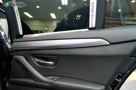 신차 PPF 작업은 역시 랩핑몬스터~!!!BMW 528i 본넷+앞범퍼+생활보호페키지 저황변PPF &사이드미러 카본&실내 브러쉬 스틸랩핑~ / 청주 내덕동