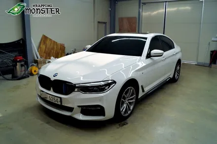 [부분랩핑&데칼] BMW 530i 그릴 유광블랙 랩핑+M퍼포먼스 사이드 스커트 데칼 시공~!청주자동차데칼전문/수입차랩핑 / 청주 내덕동
