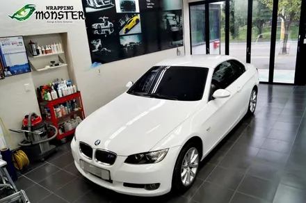 헌옷을 벗고 새옷을 입다~BMW 328i 컨버터블 유광화이트 전체랩핑 시공~ / 청주 내덕동