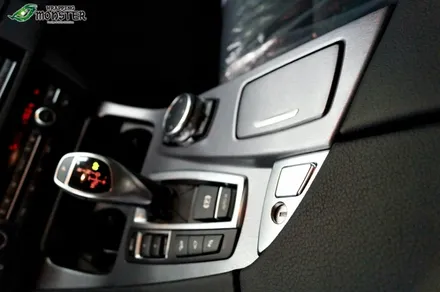 신차 PPF 작업은 역시 랩핑몬스터~!!!BMW 528i 본넷+앞범퍼+생활보호페키지 저황변PPF &사이드미러 카본&실내 브러쉬 스틸랩핑~ / 청주 내덕동