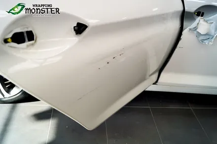 전체랩핑 후 사고가 난다면?부분적으로 재시공하세요~! BMW 640d 유광화이트 부분랩핑&전체 클렌징~ / 청주 내덕동