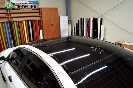 모든 랩핑작업을 한번에~!BMW 520d 루프&사이드미러&도어캐치&프론트립&그릴&트렁크 스포일러 랩핑~M퍼포먼스데칼 스티커등.. / 청주 내덕동