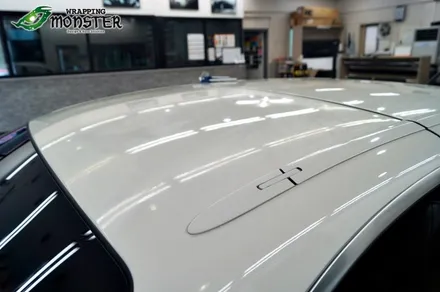 헌옷을 벗고 새옷을 입다~BMW 328i 컨버터블 유광화이트 전체랩핑 시공~ / 청주 내덕동