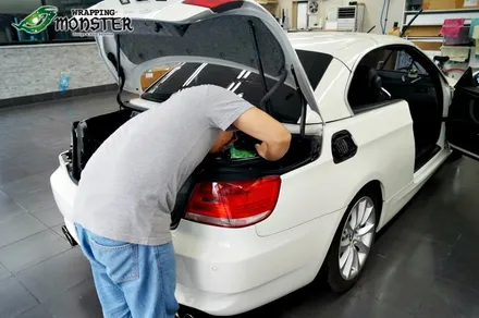 헌옷을 벗고 새옷을 입다~BMW 328i 컨버터블 유광화이트 전체랩핑 시공~ / 청주 내덕동