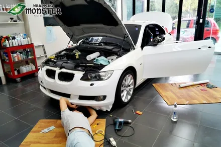 헌옷을 벗고 새옷을 입다~BMW 328i 컨버터블 유광화이트 전체랩핑 시공~ / 청주 내덕동