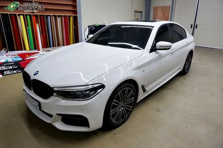 [부분랩핑] BMW 5시리즈 윈도우몰딩 유광블랙 랩핑 시공~!!하이그로시 랩핑작업도 역시 랩핑몬스터~ / 청주 내덕동