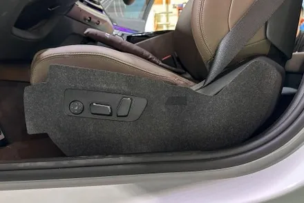 BMW 5시리즈 G60 실내 트림 보호! 도어커버/시트컨트롤박스커버 부착 작업기, 부착 요령 / 경기 양주