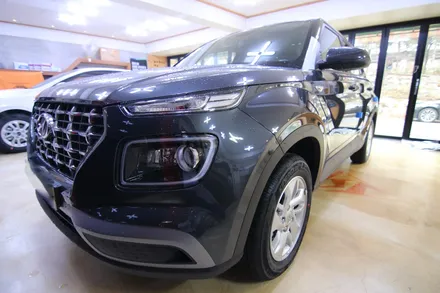 베뉴 SKC썬팅, 아이나비 블랙박스 시공 / 서울 중랑구 묵동