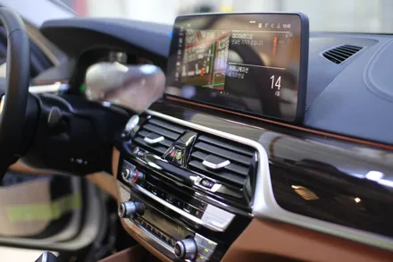 BMW 5시리즈 루마 버텍스 900, 700 썬팅 시공 / 서울 중랑구 묵동
