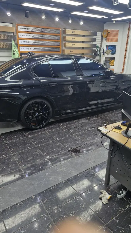 인천  블락포디 스카이 블루 반사썬팅  BMW5시리즈  재시공