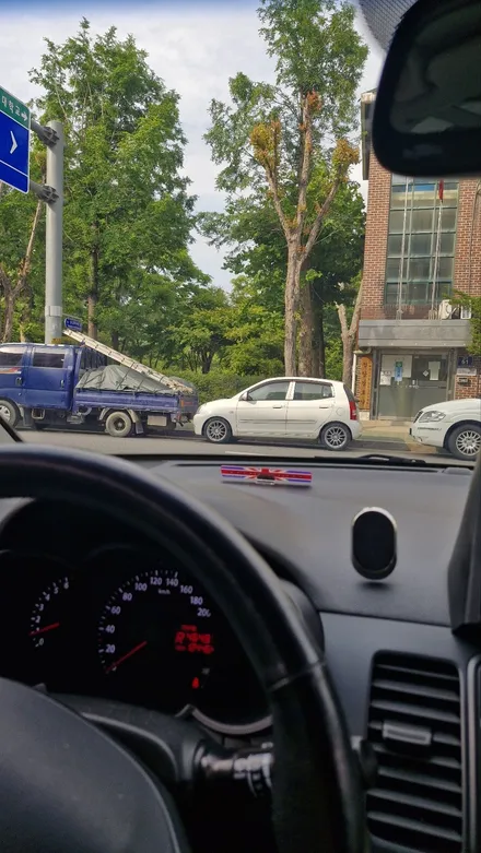 인천 연수동 모닝 오래된 필름 벗겨내고 글라스틴트 로데 재시공 썬팅