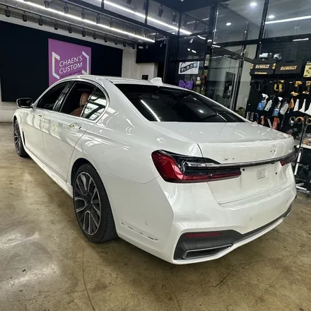 대구랩핑 BMW 730d 랩핑사고처리 고광택 필름으로 재시공 / 대구 북구 침산동