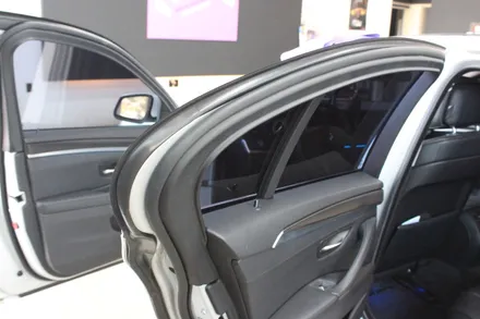 대구실내랩핑 BMW528i 무광카본으로 고급스럽게 / 대구 북구