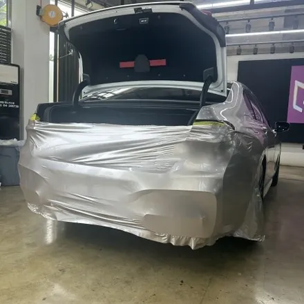 대구랩핑 BMW 730d 랩핑사고처리 고광택 필름으로 재시공 / 대구 북구 침산동