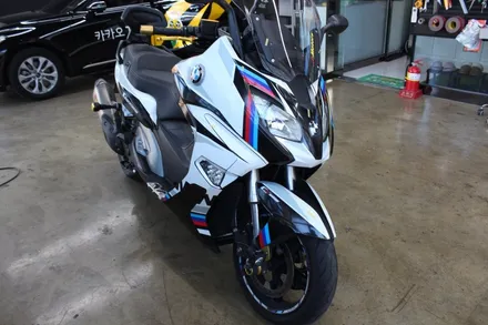BMWc650 오토바이랩핑 부분랩핑이라 말하고 풀랩핑으로 쓴다 / 대구 북구 침산동