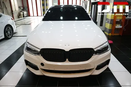 [디엠][자동차멀티샵][대구랩핑전문]bmw 5시리즈(g30) 전체랩핑,무광카본 가니쉬부분랩핑,도어락(포인트랩핑),ppf생활보호패키지,라이트필름,사이드스텝,퓨어그래스매트 시공 / 대구 수성구