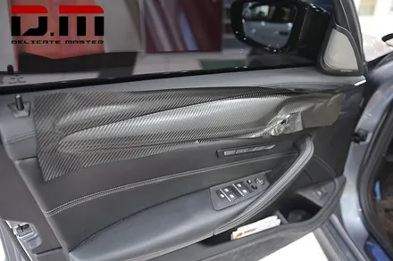 [디엠][대구랩핑전문] bmw 5시리즈 g30 루프스킨 + 사이드미러 부분랩핑(포인트랩핑) + 실내랩핑 (실내 카본랩핑) / 대구 수성구