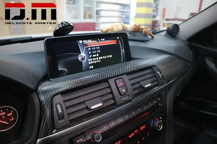 [디엠][자동차멀티샵][대구랩핑전문] bmw 3시리즈 //실내랩핑//부분랩핑//루프스킨//사이드미러, 카본블랙무광 랩핑 시공 / 대구 수성구