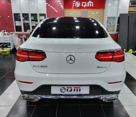 <벤츠 GLC 대구랩핑> 은은한 은색에서 또렷하고 깔끔한 흰색으로 변신완료! 벤츠 랩핑 시공 후기. / 대구 수성구