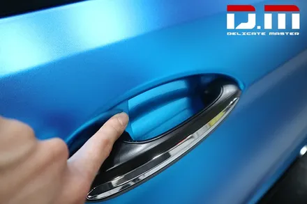 [디엠][자동차멀티샵][대구랩핑전문]bmw 5시리즈(g30) 전체랩핑,무광카본 가니쉬부분랩핑,도어락(포인트랩핑),ppf생활보호패키지,라이트필름,사이드스텝,퓨어그래스매트 시공 / 대구 수성구