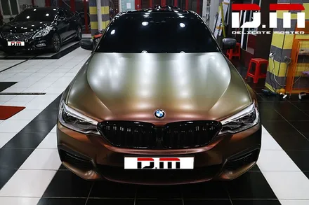 [디엠][자동차멀티샵][대구랩핑전문] BMW 5시리즈 G30 3M 카멜레온 필름 전체랩핑 + 무광카본 부분랩핑 시공 / 대구 수성구