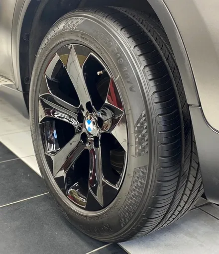 <BMW X6>  랩핑 카스킨 휠도색, 가죽복원, 데쉬보드 복원, 썬팅 시공 후기. / 대구 수성구