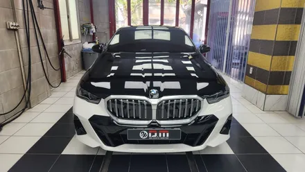 대구 PPF,랩핑<BMW 5시리즈G60>듀오톤PPF(듀오톤랩핑), 투톤PPF(투톤랩핑) + 대구 BMW 5시리즈G60 듀오톤PPF(랩핑), 투톤랩핑(PPF) 시공기 입니다 / 대구 수성구