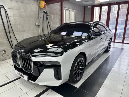 대구블랙PPF<BMW 7시리즈>BMW 7시리즈 듀오톤PPF(듀오톤랩핑), 썬팅, 모니터PPF + BMW7 시리즈 투톤PPF(투톤랩핑) 시공기 입니다. / 대구 수성구