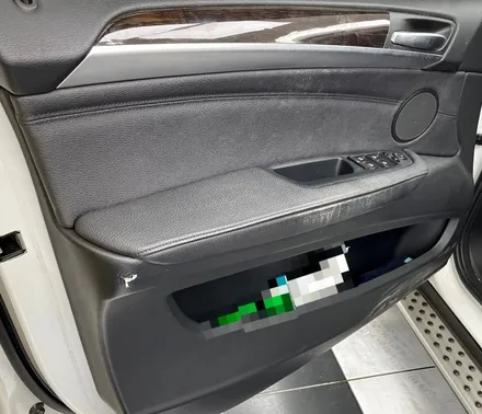 <BMW X6>  랩핑 카스킨 휠도색, 가죽복원, 데쉬보드 복원, 썬팅 시공 후기. / 대구 수성구