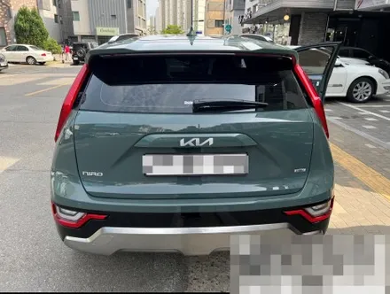 2022 기아 니로 하이브리드 솔라가드 차콜 / 경기 안산