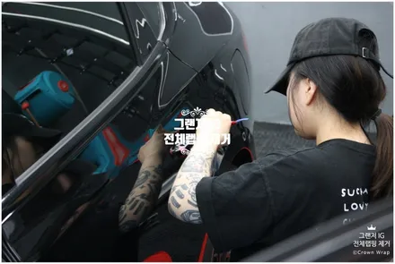 그랜저 IG 전체 랩핑 제거, 2년 지난 사틴블랙 도장면 손상 없이 벗기는 법 / 부산 사상구