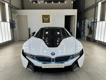 부산랩핑 BMW I8 측면 사고 랩핑 보험처리는 크라운랩! / 부산 사상구