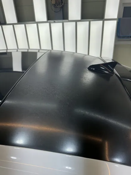 부산랩핑 제네시스 G70 오래된 루프스킨 제거 필름 제거맛집! / 부산 사상구