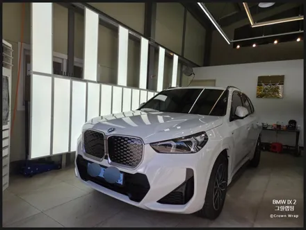 BMW IX2 그릴 크롬죽이기, 헤드라이트 PPF를 통해 블랙그릴로 재탄생 / 부산 사상구