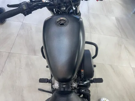 아퀼라 오토바이 연료탱크 랩핑 / 부산 사상구