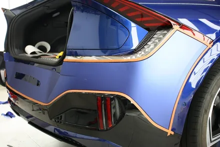 부산 랩핑 EV6 GT 전체 시공 무광 블루 매력적이네 / 부산 사상구
