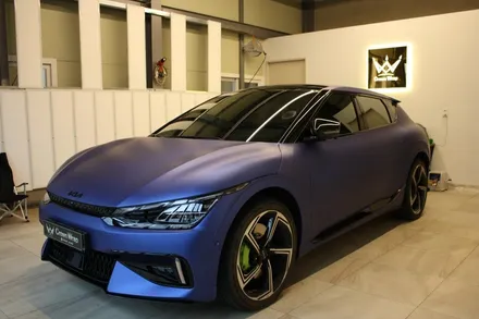 부산 랩핑 EV6 GT 전체 시공 무광 블루 매력적이네 / 부산 사상구