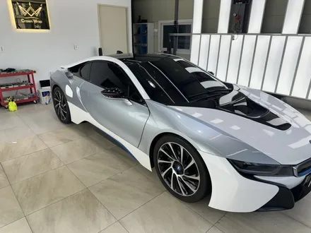 부산랩핑 BMW I8 측면 사고 랩핑 보험처리는 크라운랩! / 부산 사상구