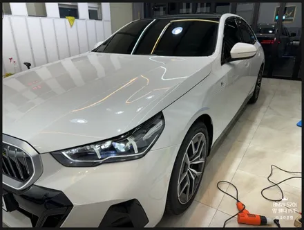 부산 사상 랩핑 PPF 전문 풀체인지 BMW 520I G60 앞 휀다 PPF 작업 후기 및 가격 / 부산 사상구